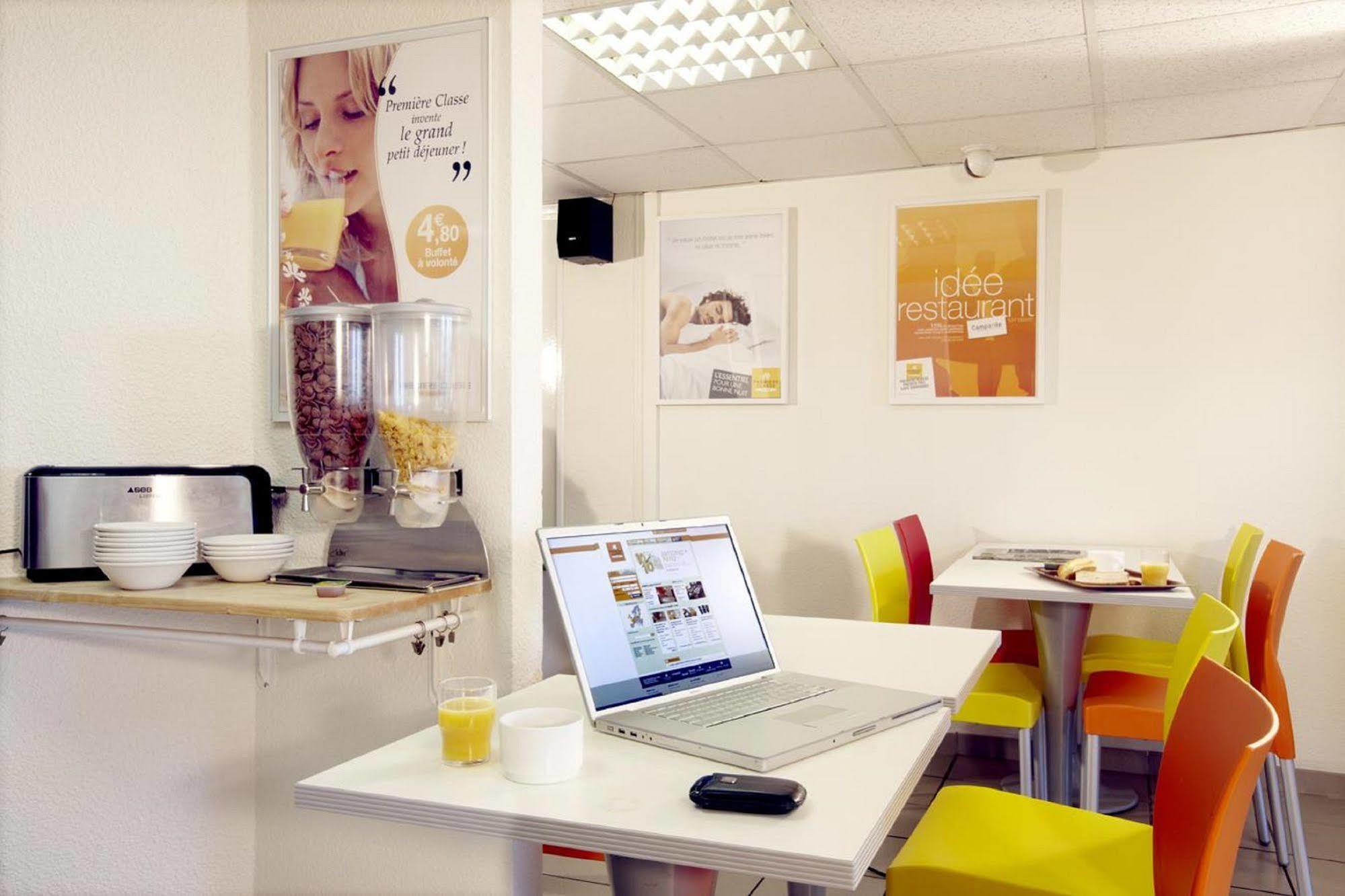Premiere Classe Salon De Provence Exterior foto